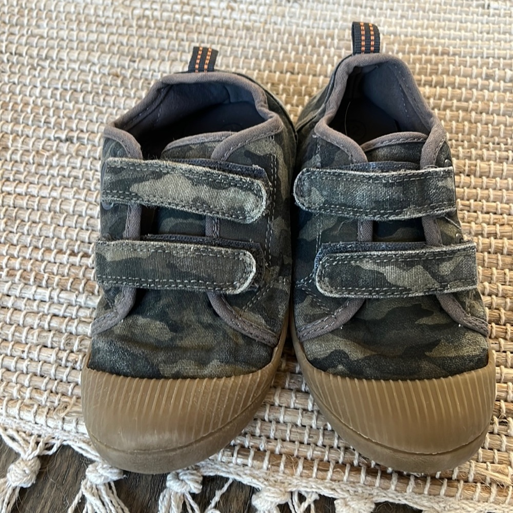Toddler shoes
